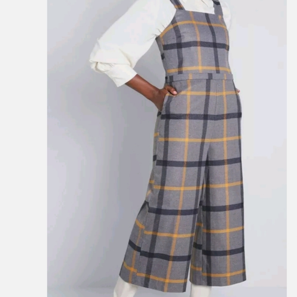 NWT MODCLOTH jumpsuit NWT ankle length
